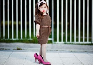 crianca-salto lost childhood